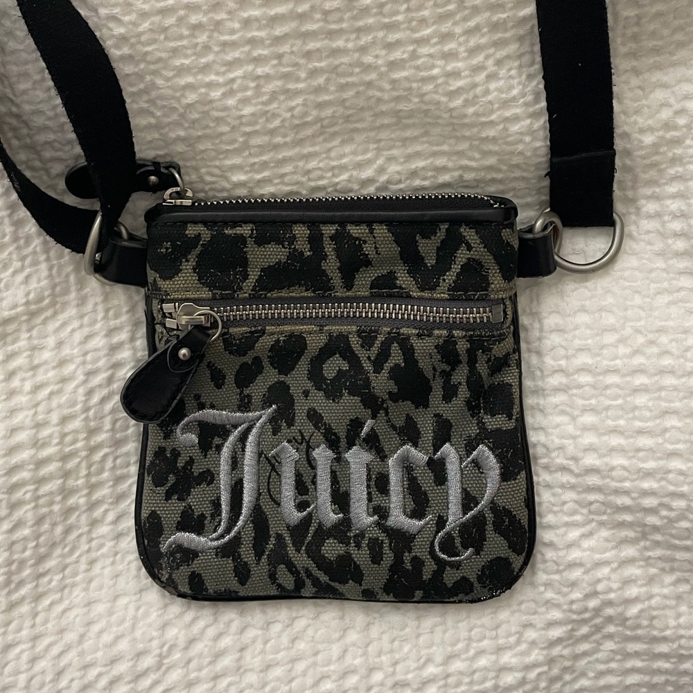 JUICY COUTURE Crossbody Bag